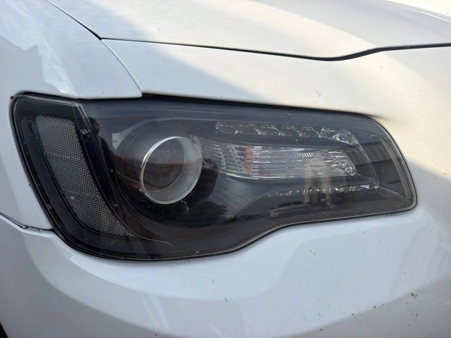 Used 2019 Chrysler 300 S RWD image 9