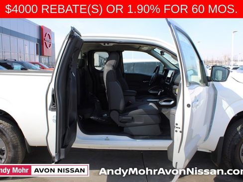 New 2025 Nissan Frontier SV image 16