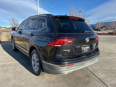 Used 2018 Volkswagen Tiguan S image 5