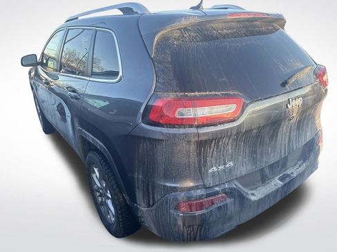 Used 2015 Jeep Cherokee Latitude w/ Cold Weather Group image 3