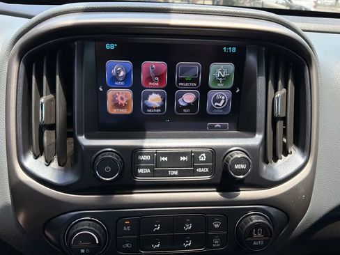 Used 2017 Chevrolet Colorado Z71 AWD/4WD image 23