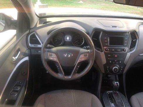 Used 2017 Hyundai Santa Fe Sport image 40