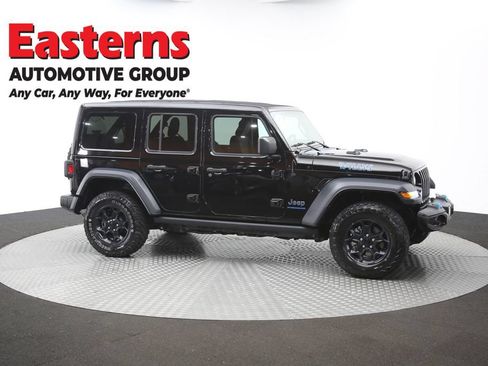 Used 2023 Jeep Wrangler Unlimited w/ Sun & Screen Package AWD/4WD image 47