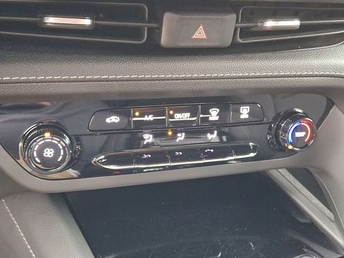 Used 2023 Buick Envision Preferred w/ Sport Touring Package image 17