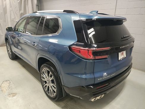 New 2026 GMC Acadia Denali Ultimate w/ LPO, Floor Liner Package image 22