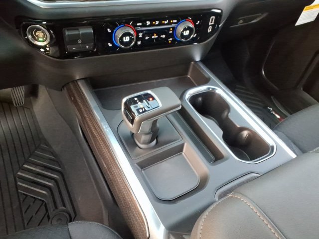 New 2026 Chevrolet Silverado 1500 RST w/ Safety Package AWD/4WD image 18