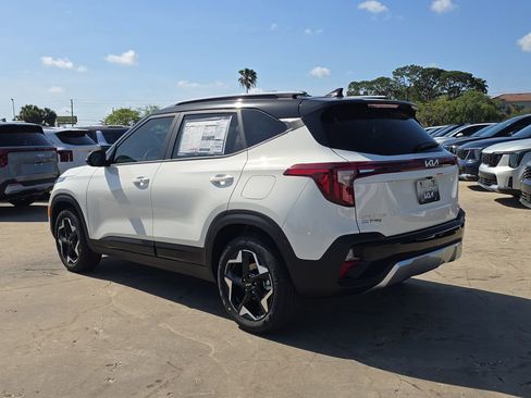 New 2026 Kia Seltos S FWD image 6