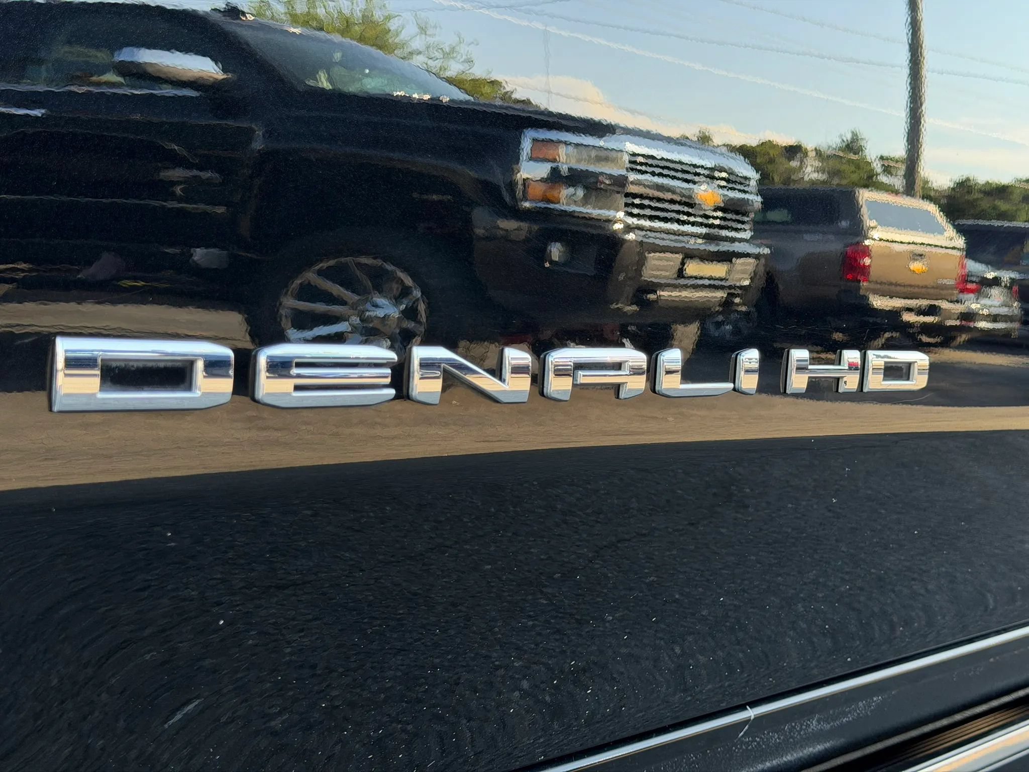 Used 2022 GMC Sierra 3500 Denali AWD/4WD image 13