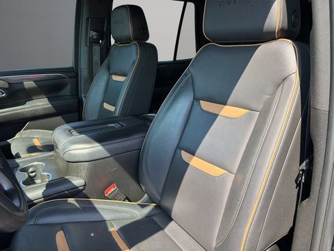 Certified 2024 GMC Yukon AT4 w/ Technology Package AWD/4WD image 13