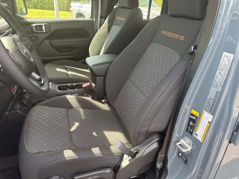 New 2026 Jeep Gladiator Mojave image 23