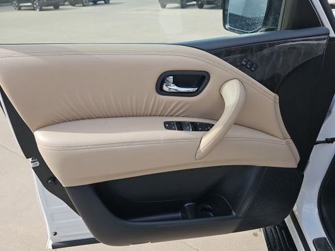 Used 2023 Nissan Armada Platinum w/ Captain's Chairs Package image 10