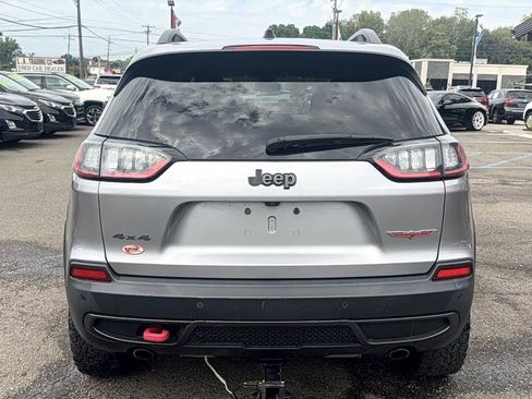 Used 2019 Jeep Cherokee Trailhawk w/ Cold Weather Group AWD/4WD image 6