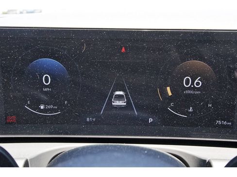 Certified 2025 Hyundai Santa Cruz SEL FWD image 17