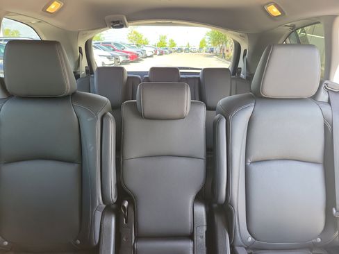 Used 2023 Honda Odyssey EX-L image 17
