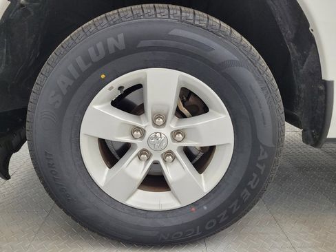 Used 2023 RAM 1500 Classic SLT w/ Trailer & Traction Group AWD/4WD image 31