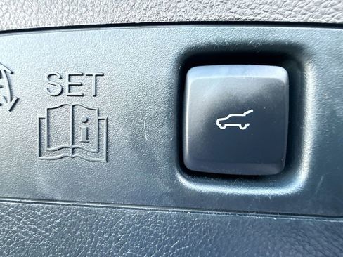 Used 2022 Lincoln Corsair Reserve w/ Equipment Group 201A image 31