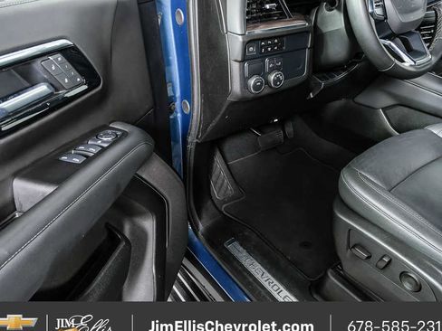Used 2025 Chevrolet Tahoe LT image 7