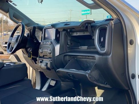 Used 2022 GMC Sierra 2500 SLE w/ X31 Off-Road Package image 27