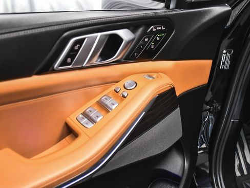 Used 2023 BMW X7 xDrive40i w/ Executive Package image 10