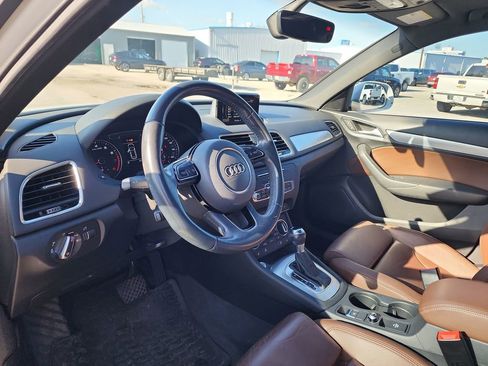 Used 2018 Audi Q3 2.0T Premium FWD image 11