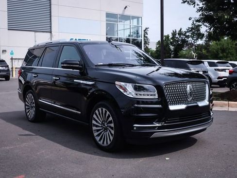 Used 2018 Lincoln Navigator Reserve w/ Technology Package AWD/4WD image 7