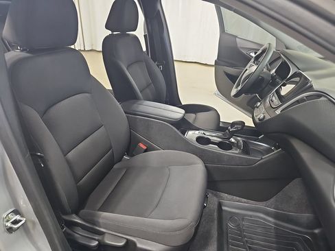 Certified 2022 Chevrolet Malibu LT FWD image 13