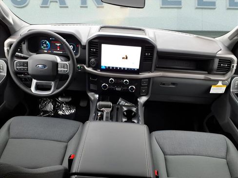 New 2025 Ford F150 Lightning XLT image 7