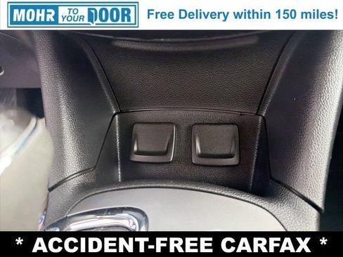 Used 2017 Chevrolet Cruze LT w/ Convenience Package image 21