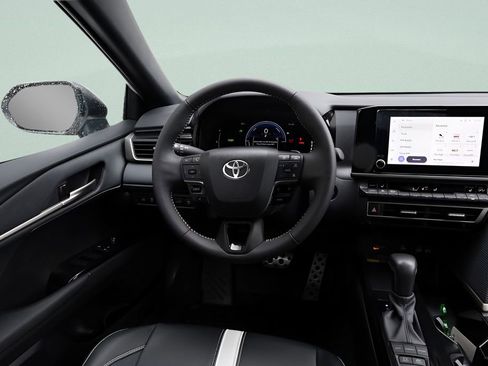 Certified 2025 Toyota Camry SE w/ Convenience Package FWD image 30