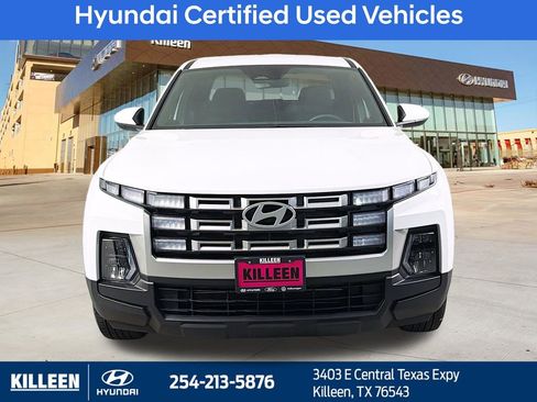 Used 2025 Hyundai Santa Cruz SE FWD image 2