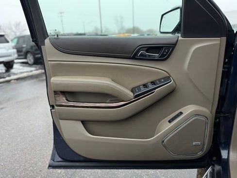 Used 2019 GMC Yukon XL SLT w/ Open Road Package image 14