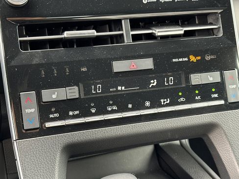 Used 2021 Toyota Avalon XSE w/ Carpet Mat Package (TMS) image 20