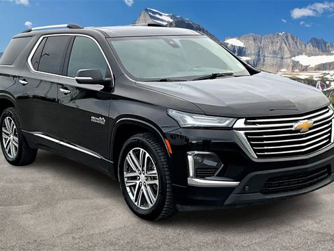 Used 2023 Chevrolet Traverse High Country image 12