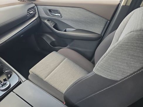 Certified 2023 Nissan Rogue SV AWD/4WD image 15