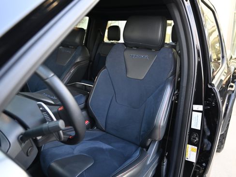 Used 2022 Ford F150 Raptor w/ Raptor 37 Performance Package image 18