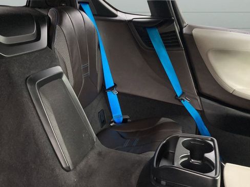 Used 2016 BMW i8 AWD/4WD image 20