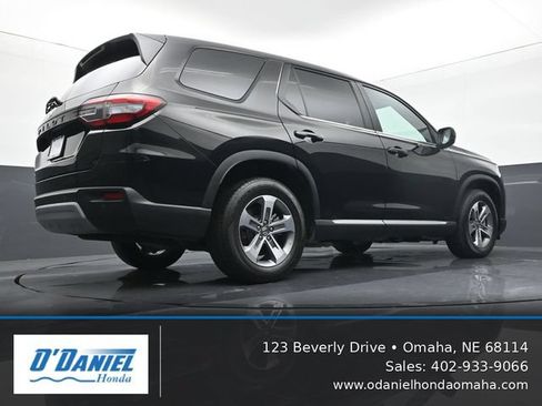 Used 2024 Honda Pilot EX-L image 12