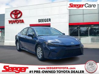 Used 2025 Toyota Camry LE FWD video 1