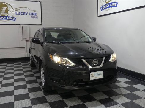 Used 2019 Nissan Rogue Sport S AWD/4WD image 5