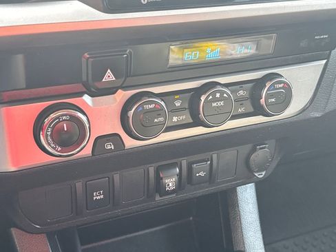 Used 2021 Toyota Tacoma SR5 image 24