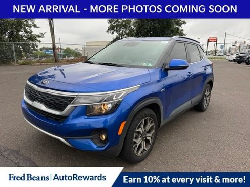 Used 2021 Kia Seltos EX AWD/4WD image 3