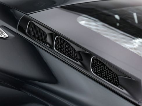 Used 2025 Lotus Emira RWD image 36