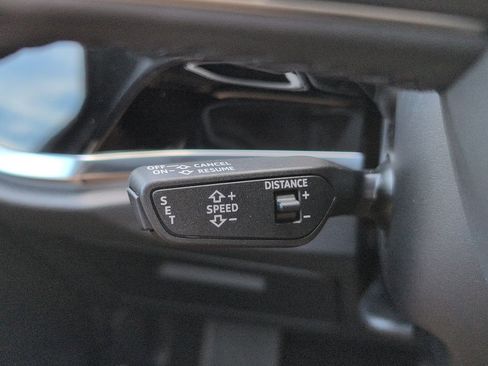 New 2025 Audi Q3 2.0T Premium image 15