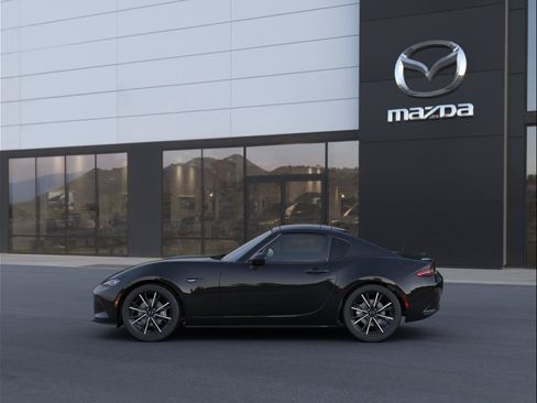 New 2026 MAZDA MX-5 Miata RF Grand Touring RWD image 3
