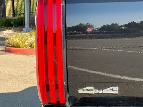 Certified 2025 Toyota Tundra Limited AWD/4WD image 45