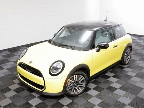 New 2026 MINI Cooper 2-Door Hardtop FWD image 2