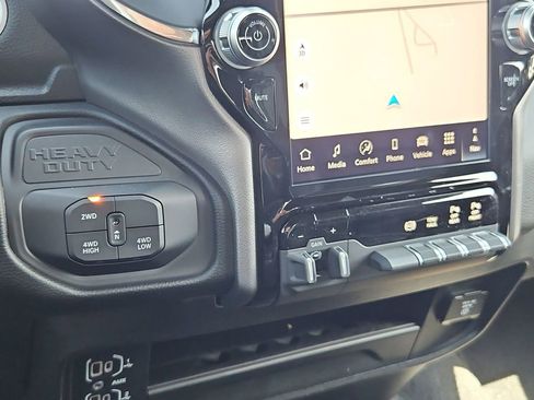 New 2026 RAM 3500 Laramie AWD/4WD image 25