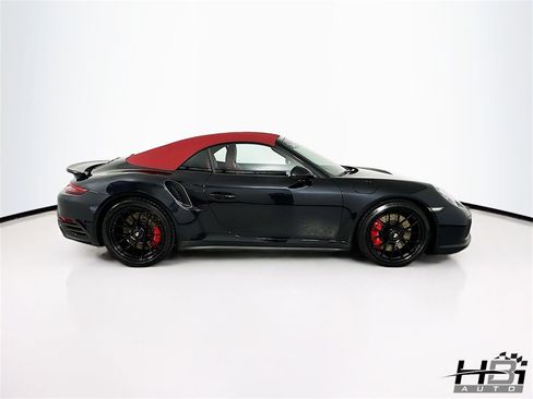 Used 2019 Porsche 911 Turbo image 5