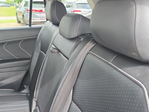 Used 2022 Volkswagen Tiguan SE FWD image 20