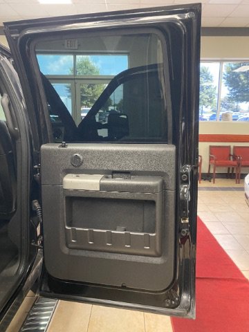 Used 2013 Ford F250 Lariat w/ Chrome Pkg RWD image 9